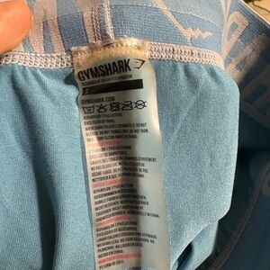 Gym, shark leggings and a size small